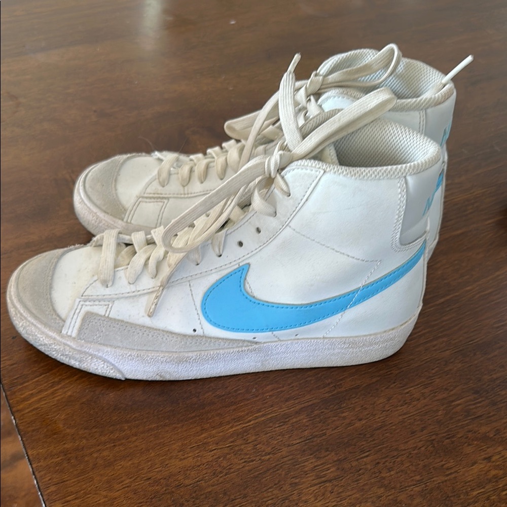Nike White and Light Blue High-Tops